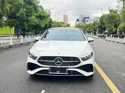 Mercedes-Benz A-Class 2024, 20000 км, за 125000 CNY