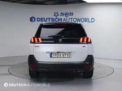 Peugeot 5008 2021, 85879 км, за 21500000 KRW