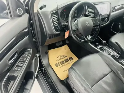 Mitsubishi Outlander 2018, 39500 км, за 66800 CNY - фото 5