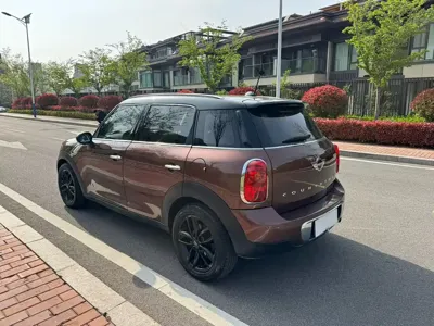MINI Mini Countryman 2014, 130000 км, за 34500 CNY