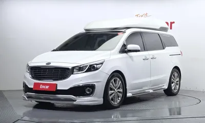 Kia Canival · 2017 год