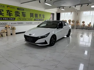 Hyundai Elantra 2022, 39800 км, за 85800 CNY - фото 1