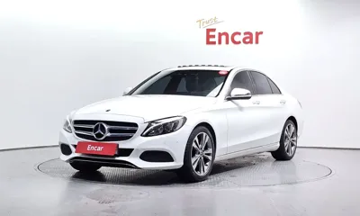 Mercedes-Benz C-Class · 2018 год