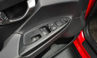 Hyundai Veloster 2018, 68868 км, за 12200000 KRW - фото 17