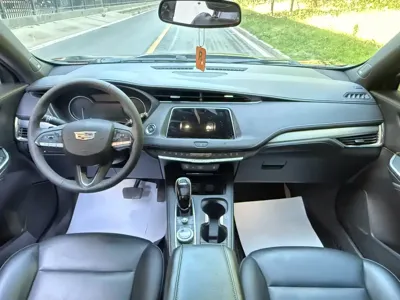 Cadillac XT4 2021, 122000 км, за 78000 CNY - фото 8