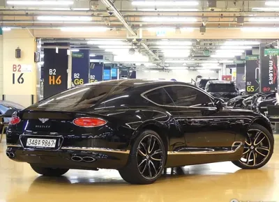 Bentley Continental 2023, 32950 км, за 214000000 KRW - фото 3