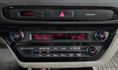 Kia Canival 2017, 250289 км, за 8800000 KRW - фото 16