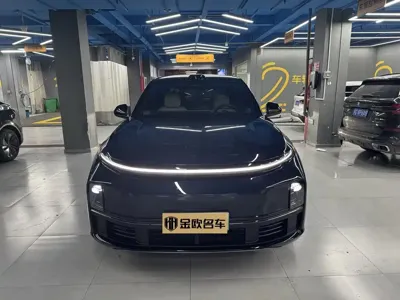 Li Auto Li L7 2024, 28600 км, за 237000 CNY