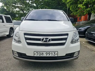 Hyundai Starex 2016, 62912 км, за 12990000 KRW - фото 1