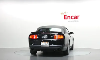 Ford Mustang 2012, 64847 км, за 19900000 KRW
