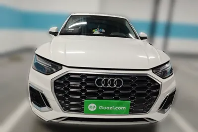 Audi Q5L 2022, 38200 км, за 227643.7 CNY