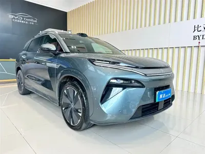 BYD 唐L 2025, 5000 км, за 183800 CNY