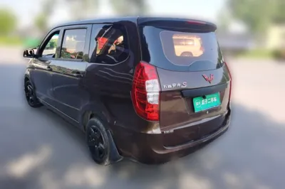 Wuling Hongguang 2015, 70300 км, за 23058.93 CNY