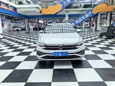 Volkswagen Bora 2023, 62000 км, за 65000 CNY