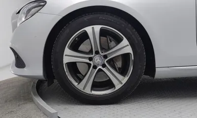 Mercedes-Benz E-Class 2017, 63148 км, за 24900000 KRW - фото 17