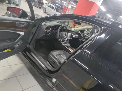 Audi A6 (Import) 2021, 45000 км, за 232000 CNY