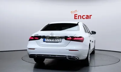 Mercedes-Benz E-Class 2023, 34200 км, за 99990000 KRW