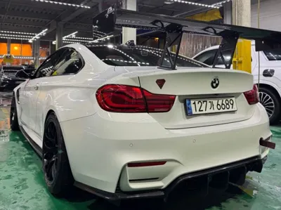 BMW M4 2018, 82000 км, за 50000000 KRW