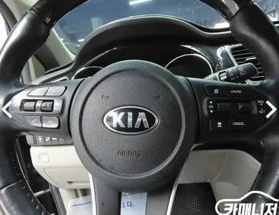Kia Canival 2019, 107462 км, за 16500000 KRW - фото 15