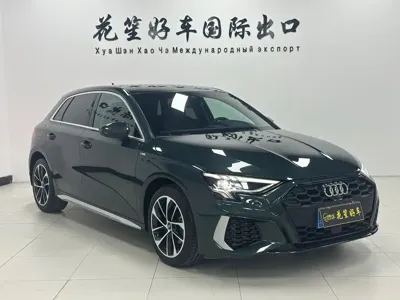 Audi A3 2022, 10000 км, за 137800 CNY