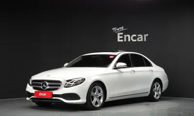Mercedes-Benz E-Class · 2017 год