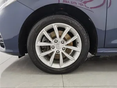 BYD MAX 2019, 42000 км, за 28900 CNY - фото 17