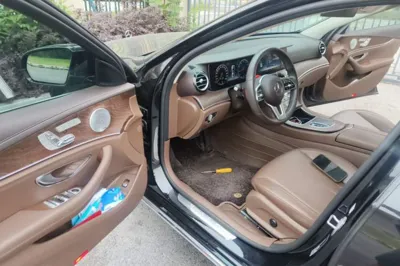 Mercedes-Benz E-Class 2019, 135100 км, за 182702.22 CNY - фото 17