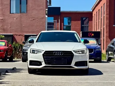 Audi A4L 2019, 66000 км, за 118000 CNY