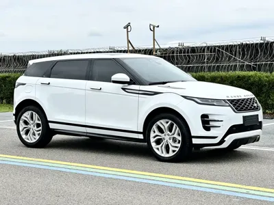 Land Rover Evoque 2023, 40000 км, за 139800 CNY