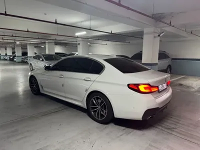 BMW 5-Series 2023, 11379 км, за 47610000 KRW - фото 6