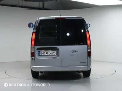Hyundai Staria 2023, 51386 км, за 23900000 KRW