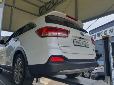 Kia Sorento 2015, 228191 км, за 8990000 KRW