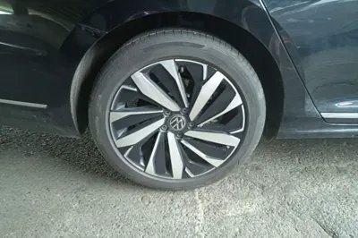 Volkswagen Passat 2025, 14100 км, за 137767.9 CNY - фото 11