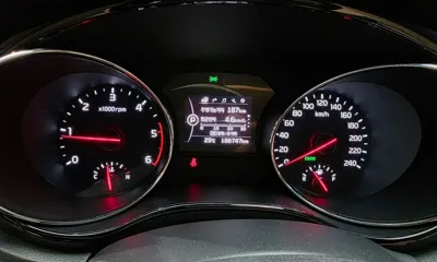 Kia Canival 2016, 186747 км, за 8500000 KRW - фото 8