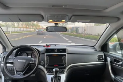 Haval M6 2019, 48900 км, за 42406.36 CNY - фото 8