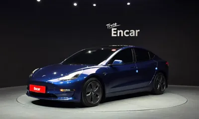 Tesla Model 3 · 2022 год