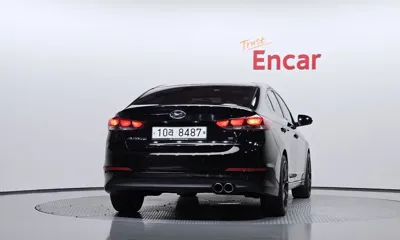 Hyundai Avante 2018, 159365 км, за 7500000 KRW