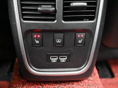 Chrysler 300C 2016, 65128 км, за 9800000 KRW - фото 18