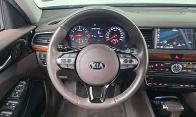Kia K7 2016, 12364 км, за 15800000 KRW - фото 13