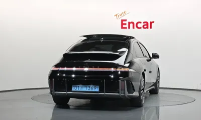 Hyundai Ioniq6 2023, 50240 км, за 32900000 KRW