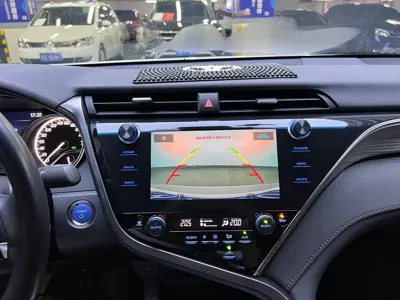 Toyota Camry 2020, 68000 км, за 91800 CNY - фото 8