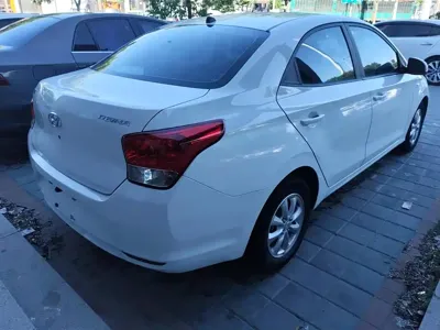 Hyundai Verna 2019, 44000 км, за 25299 CNY - фото 3
