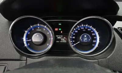 Hyundai Sonata 2011, 135643 км, за 4500000 KRW - фото 8