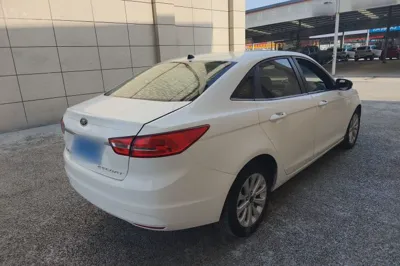 Ford Escort 2017, 63800 км, за 41098.83 CNY - фото 12