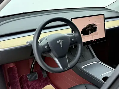Tesla Model Y 2022, 40000 км, за 154800 CNY - фото 12