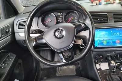 Volkswagen Lavida 2015, 97100 км, за 36144.8 CNY - фото 10