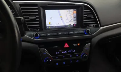Hyundai Avante 2018, 133393 км, за 7800000 KRW - фото 13