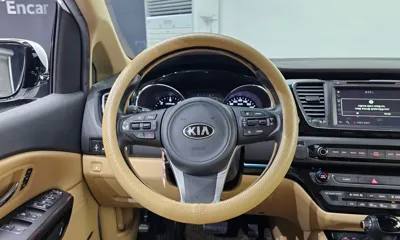 Kia Canival 2016, 166037 км, за 9800000 KRW - фото 13