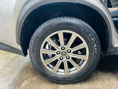 Lexus NX 2019, 75000 км, за 125800 CNY - фото 21