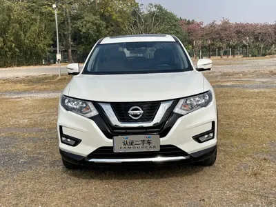 Nissan X-Trail 2021, 80000 км, за 76800 CNY